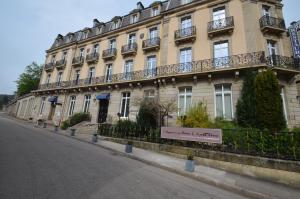 Appartements L'Empereur, sa Femme et le petit Prince 2 avenue du General de Gaulle 88370 Plombières-les-Bains Lorraine