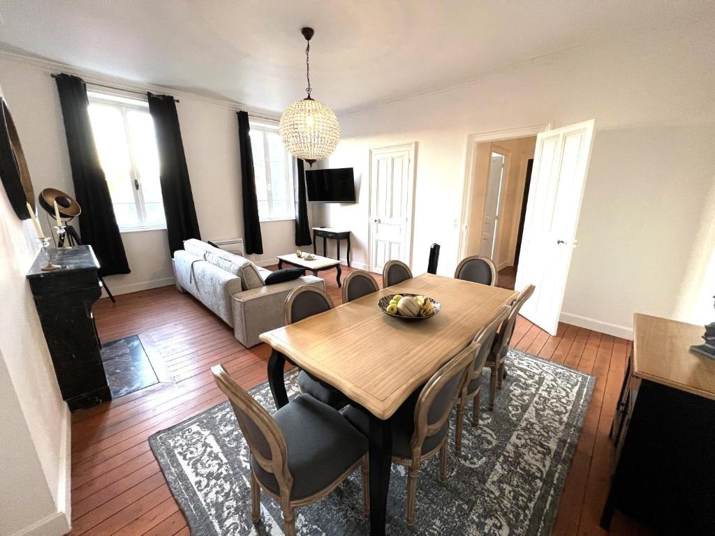 Appartements l'Hôtel des Ventes Reims Chativesle 31 Rue de Chativesle 51100 Reims