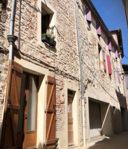 Appartements La Donzelle 26 Rue Donzelle 46000 Cahors Midi-Pyrénées