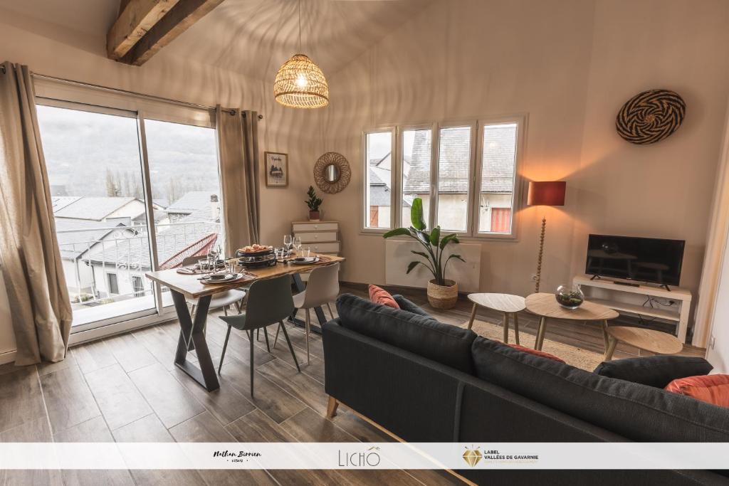 Appartements La parenthèse du Tourmalet - local skis et draps inclus 1 place de l'arole 65120 Luz-Saint-Sauveur