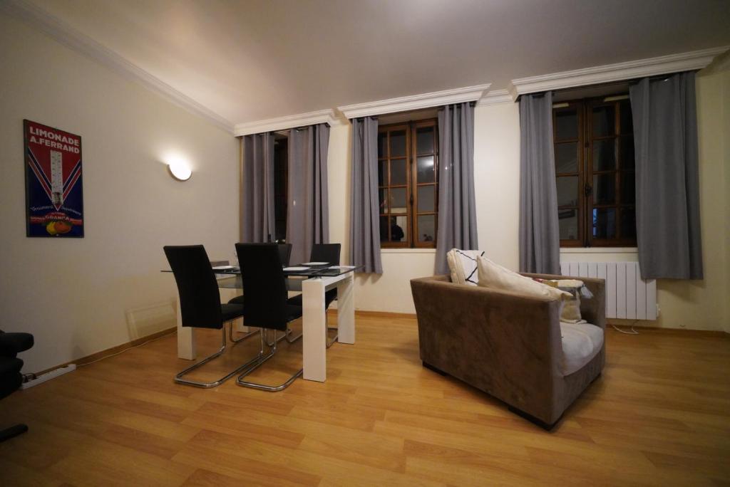 La Potinière Du Lac Appartements 61140 Bagnoles-de-l\'Orne