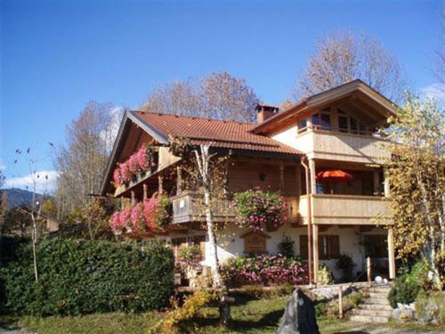 Appartements Landhaus Am Arzbach Alpenbadstr. 18 83646 Bad Tölz