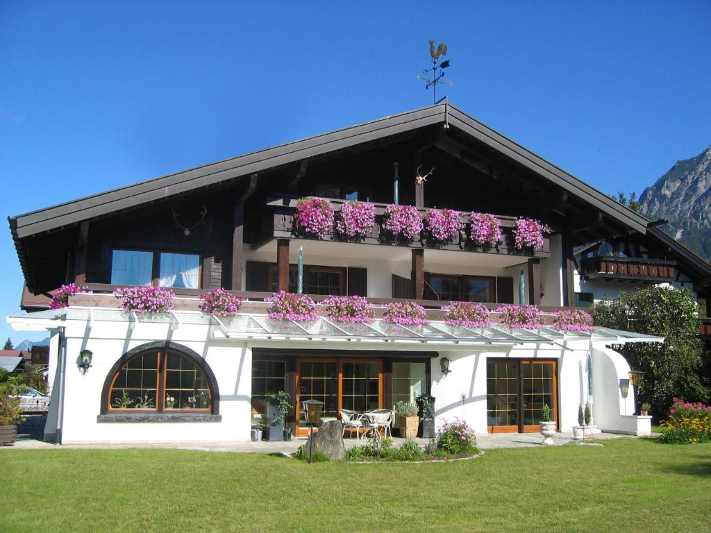 Appartements Landhaus Gerlach Lerchenstraße 9 87561 Oberstdorf