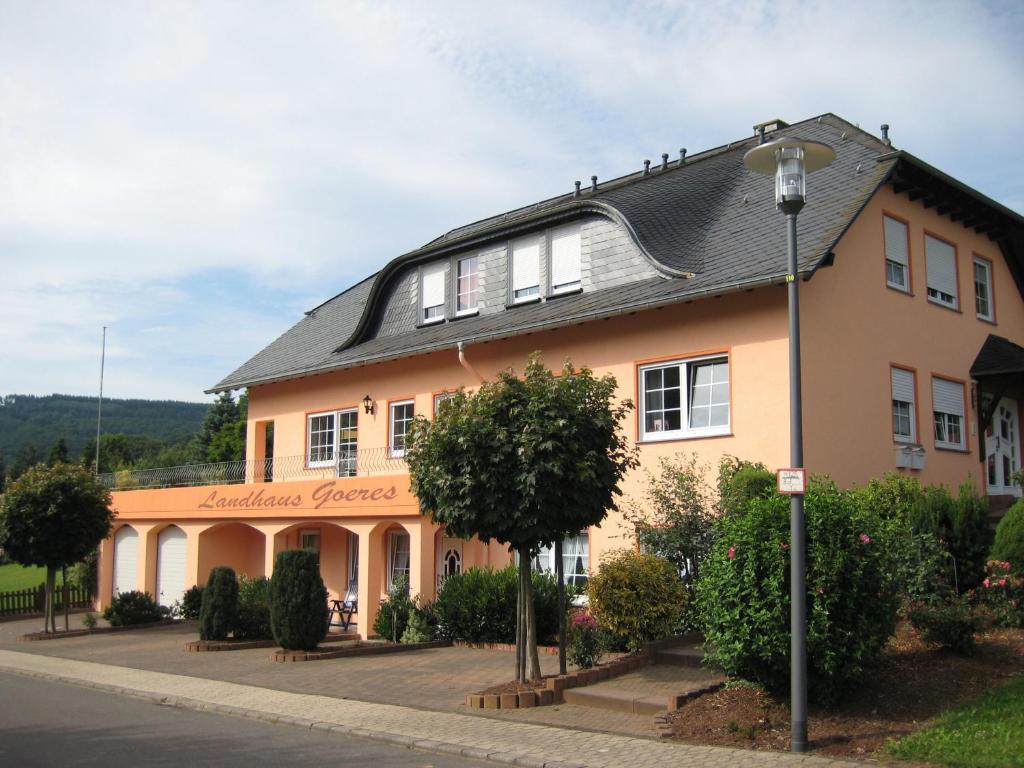 Landhaus Goeres Im Weingarten 17, 56867 Briedel