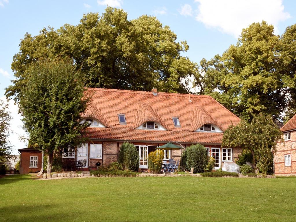 Landhaus im Grünen Dorfstrasse 23, 18513 Nehringen