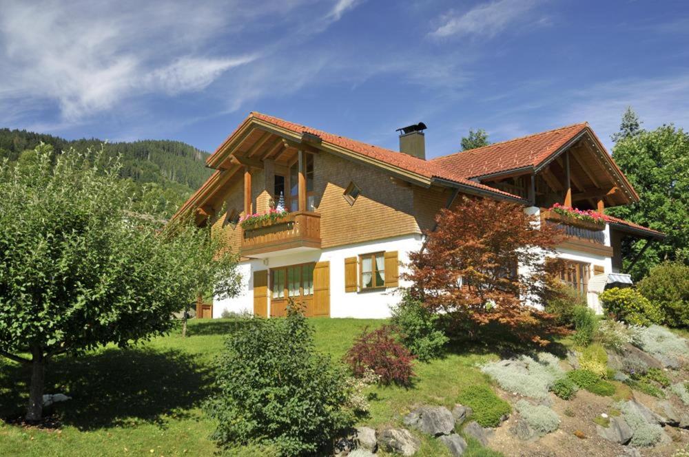 Appartements Landhaus Kaufmann 12 Reckenberger Weg 87541 Bad Hindelang