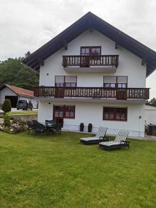 Appartements Landhaus Schreiner 1 Busmannsrieder Straße 94244 Teisnach Bavière