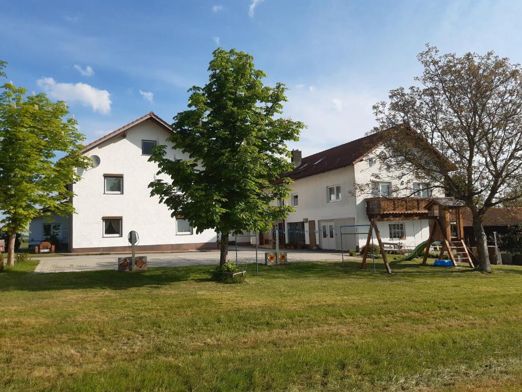 Landhaus-Stockinger Witzingerreuterstrasse 78, 94124 Büchlberg