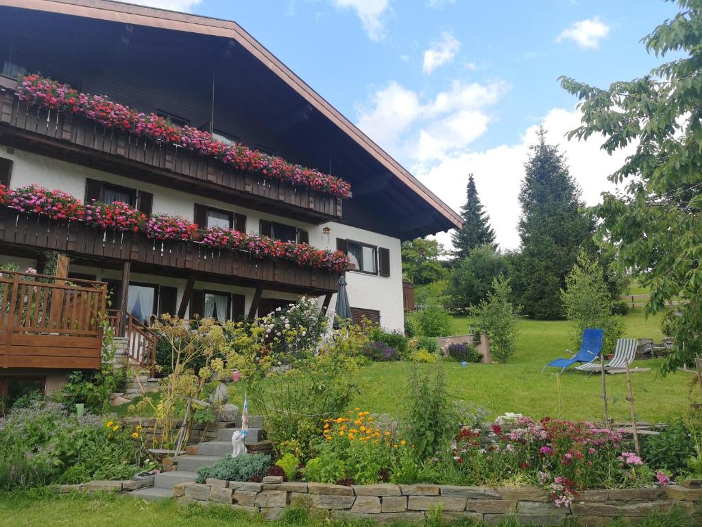 Appartements Landhaus Ücker Oberdorf 18 87538 Obermaiselstein