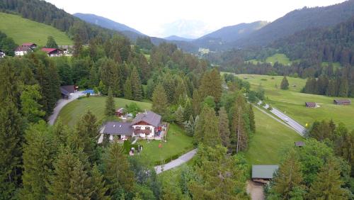 Landhaus Wiesenhof Ferienwohnung Zugspitz