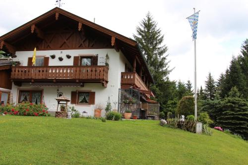 Landhaus Wiesenhof Ferienwohnung Zugspitz