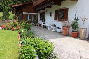 Landhaus Wiesenhof Ferienwohnung Zugspitz