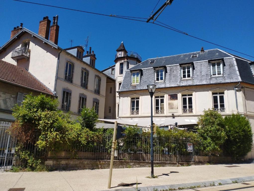 Appartements Le Carnot, deux studios, proche du centre ville 13 Avenue Sadi Carnot 25000 Besançon