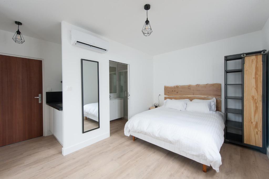 Le Jardin d Ambroise 101 bis Avenue Albert Raimond, 42270 Saint-Priest-en-Jarez