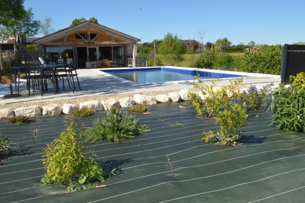 LE PROVENCE