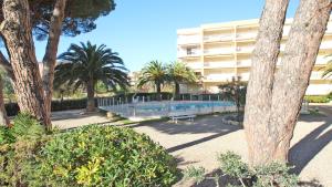 Appartements Le Riviera 13 avenue St Exupéry 83120 Sainte-Maxime Provence-Alpes-Côte d\'Azur