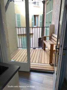 Appartements Le rocher 7 Rue des Bains 06600 Antibes Provence-Alpes-Côte d\'Azur