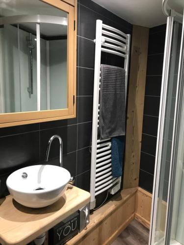 LE SAPORTA- Studios et Appartements meublés de tourisme