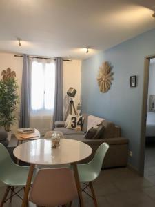 Appartements Le \ 3 Rue de l'Égalité 34200 Sète Languedoc-Roussillon