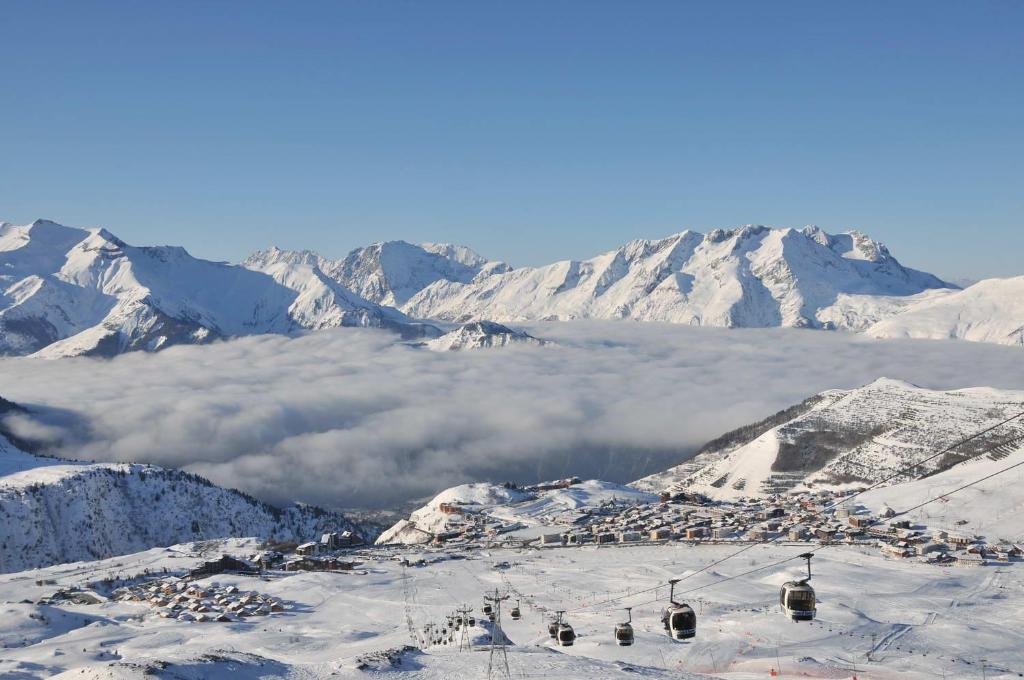 Appartement Appartements Le Soleil 95 Rue du Poutat, 38750 Huez