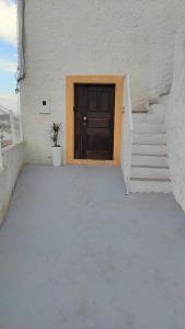 Lemon Tree House Coimbra - Courtyard garden with city views