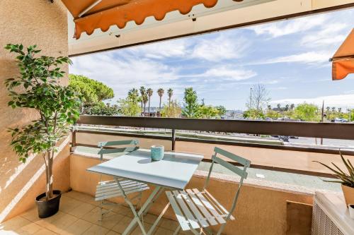 Les balcons de Bandol Centre ville avec vue mer et face à la plage