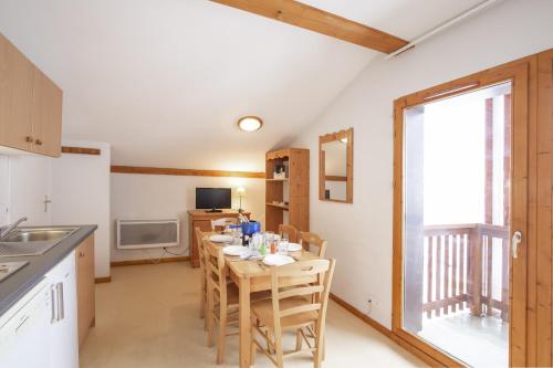 Les Balcons PROCHE PARC NATIONAL VANOISE appartements 2 pieces 6 pers MONTAGNE