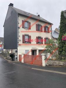 Appartements Les gîtes du paradis Rue de Besse 63790 Murol Auvergne