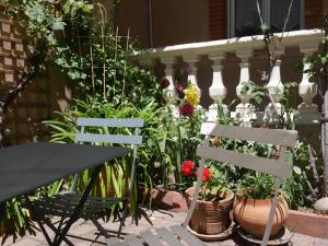 Appartements Les Loges des Chalets 32 Rue Franc 31000 Toulouse Midi-Pyrénées