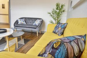 Appartements ❂ Les Logis de la Trémoille ❂ Cozy ❂ Netflix ❂ 40 Rue de la Tremoille 79100 Thouars Deux-Sèvres