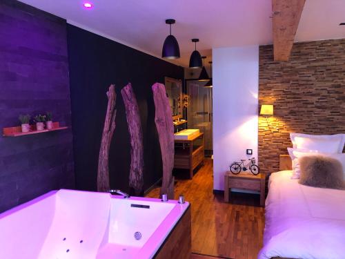 Les suites sainte claire