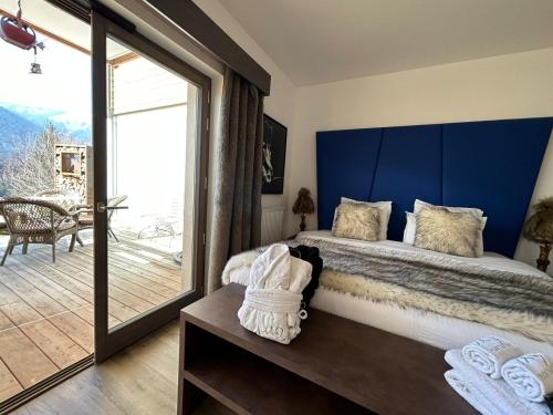 Les Trois Chaufatons - Chalets Boutiques, Propriétés Mont Amour