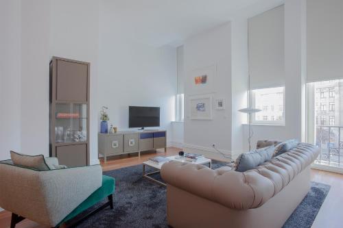 Liiiving in Porto | Aliados Luxury Apartments