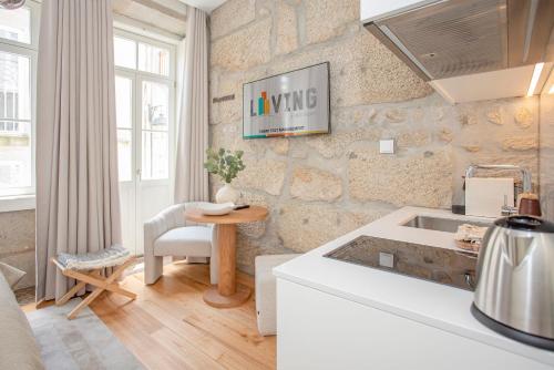 Liiiving in Porto- Clérigos Boutique Apartments
