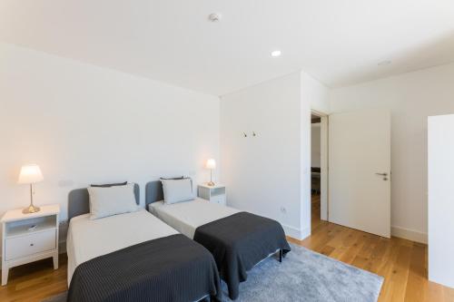 Linden Tree House A and B