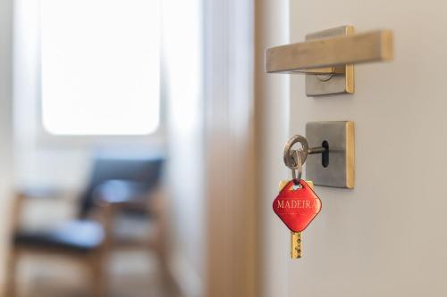 Lisbon Airport Suites