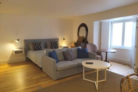 Appartements Lisbon Combro 77 Charming Studios by Get Your Stay 10 Beco Carrasco Apartment 2A, 1D 1200-343 Lisbonne