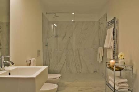 Lisbon Combro 77 Charming Studios by Get Your Stay