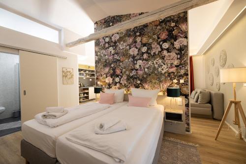 Little Suite Apartments