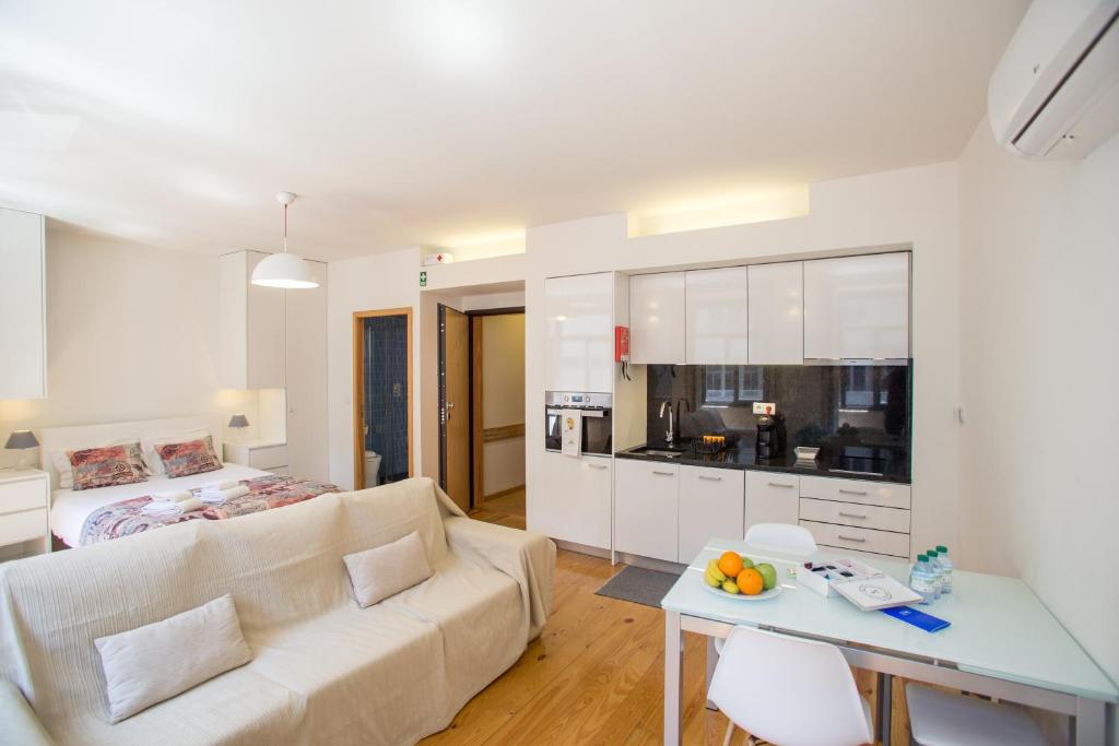 LivingPorto Apartments by Porto City Hosts Rua do Estevão, 10, 4000-218 Porto