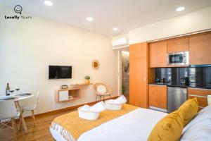 Locally Yours Oporto Apartments
