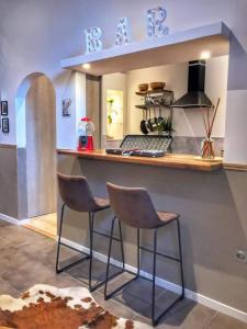 Appartements Loft Cosy original - Idéal pour séjour touristique à Strasbourg facile -- Accès hyper-centre en voiture facile -Parking Garage privé sur demande-- \ 16 Rue Saint-Louis 67000 Strasbourg Alsace