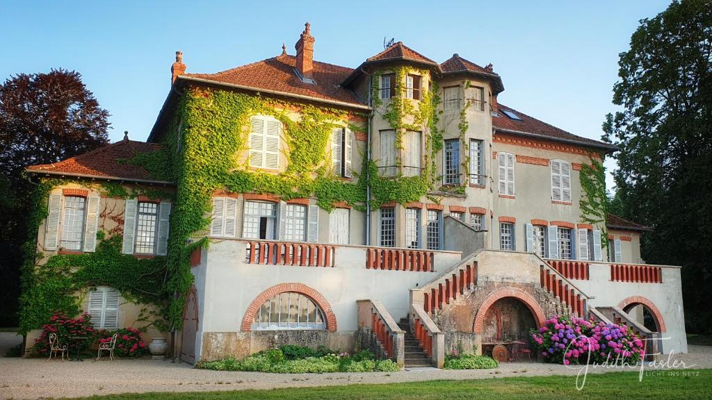 Logement atypique avec terrasse et roche apparente 13480 Cabriès