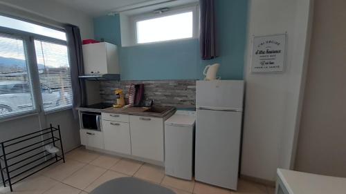 Logement indépendant dans une maison entre Chambéry et Aix les Bains avec parking