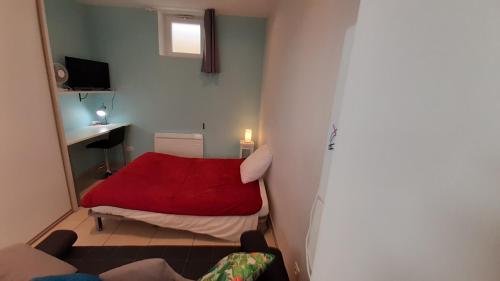 Logement indépendant dans une maison entre Chambéry et Aix les Bains avec parking