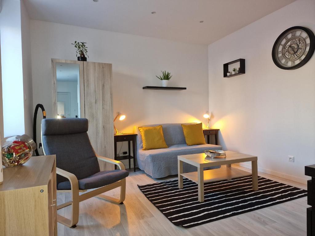 Appartements Logements neufs tout équipés, idéal travail mobilité 17 Rue de Blanzy 71200 Le Creusot