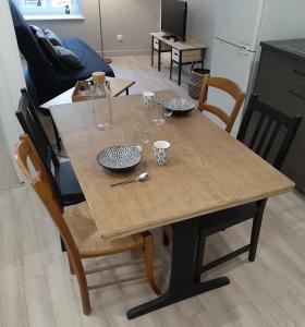 LOUHANS Les Petites Arcades avec ses deux appartements coté seille et coté jardin