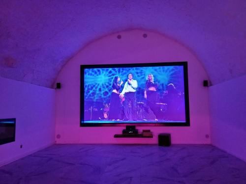 luxe appartement met home cinema