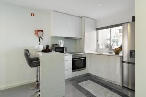 Luxurious Noble Apartment with Balcony - Ribeira