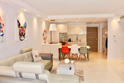 Luxurious Three Bedrooms Cannes Duboys Angers